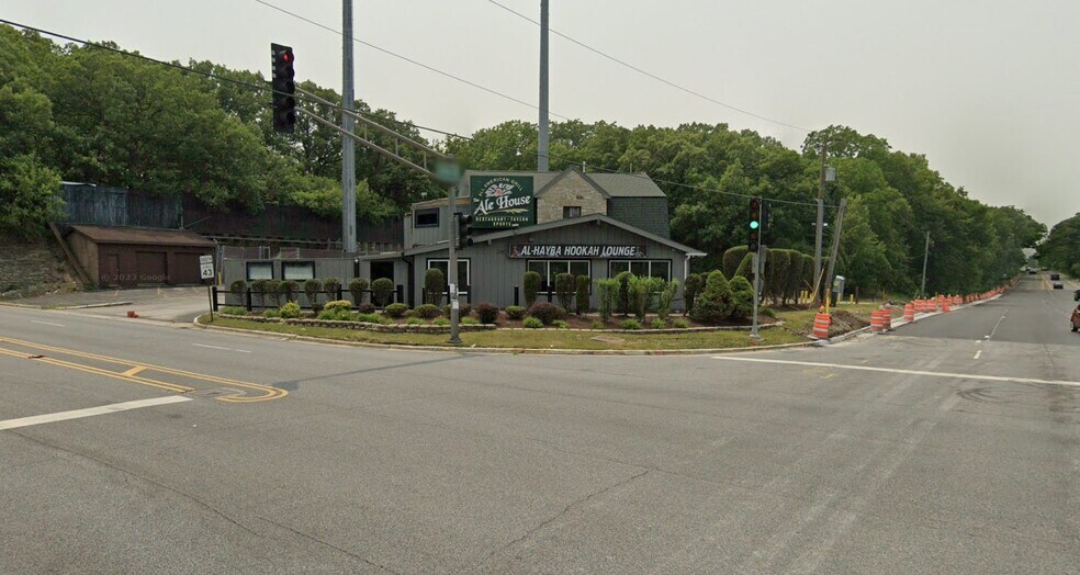 More Photos Of 13500 S Harlem Ave, Orland Park Bar For Lease
