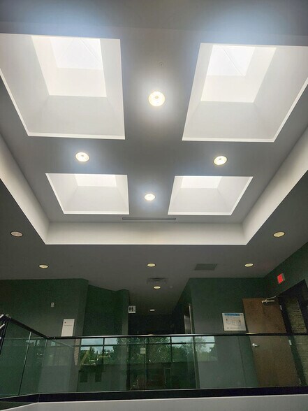 More Photos Of 400 Woodcliff Dr, Canonsburg Office For Sale