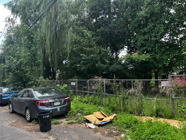 More Photos Of 212 W Diamond St, Philadelphia Land For Sale