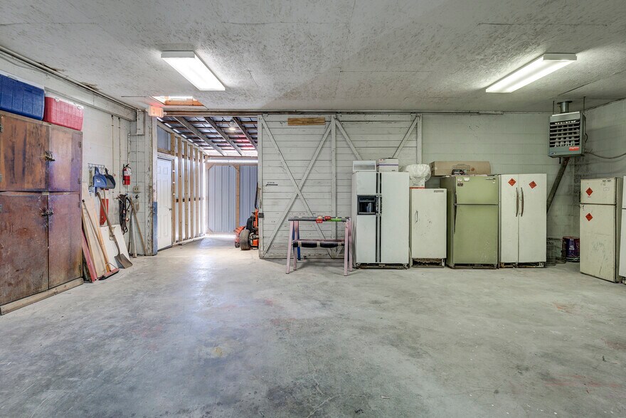 More Photos Of 127 Cherry St, Johnson City Industrial For Sale