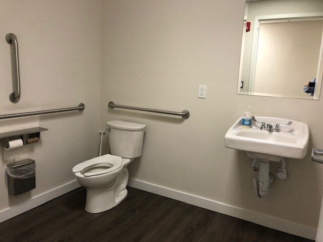 More Photos Of 22 Old Short Hills Rd, Livingston Medical For Lease