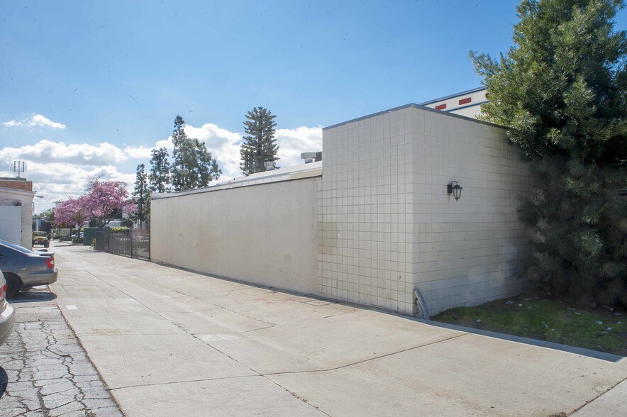 More Photos Of 12908 Bailey St, Whittier Freestanding For Sale