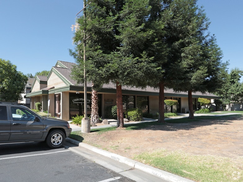 More Photos Of 2755 E Shaw Ave, Fresno Office For Lease