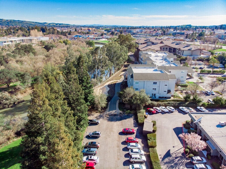 More Photos Of 1700 Soscol Ave, Napa Unknown For Lease