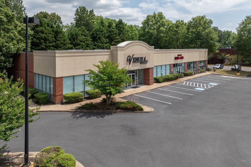 More Photos Of 101-211 Village Ave, Yorktown Unknown For Lease