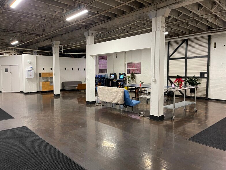 More Photos Of 2626 Lacy St, Los Angeles Industrial For Sale