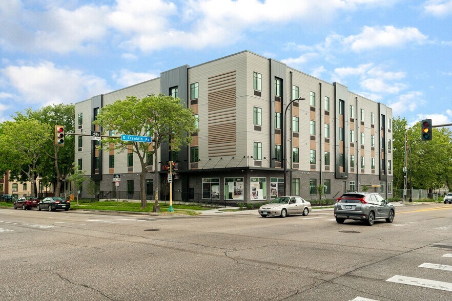 More Photos Of 1935 Park Ave, Minneapolis Apartments For Sale