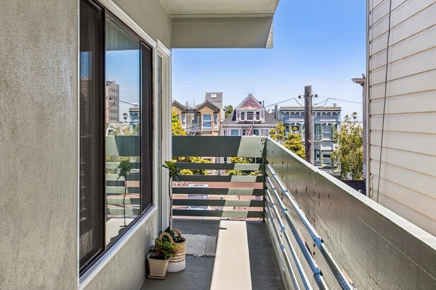 More Photos Of 257 San Jose Ave, San Francisco Apartments For Sale
