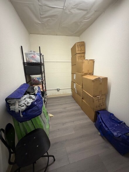 More Photos Of 7611-7615 Melrose Ave, Los Angeles Storefront For Lease