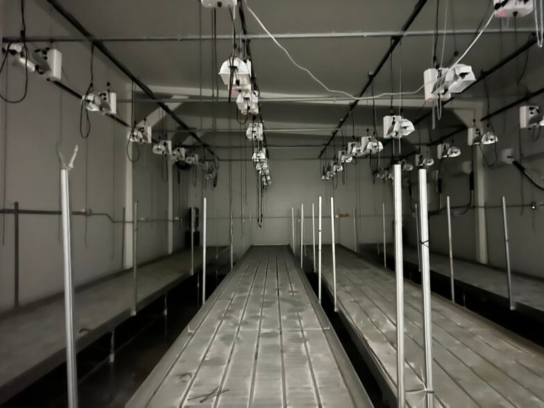 More Photos Of 1704 Kathleen Ave, Sacramento Flex For Lease