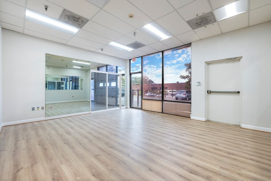 More Photos Of 7881 Beechcraft Ave, Gaithersburg Industrial For Sale