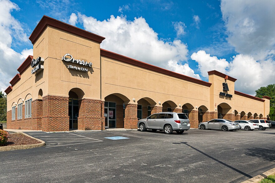 Primary Photo Of 4 Limited Centre St, Johnson City Office For Lease