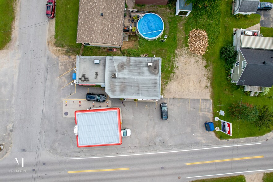 More Photos Of 728 St Saint-Joseph, Saint-raymond Service Station For Sale