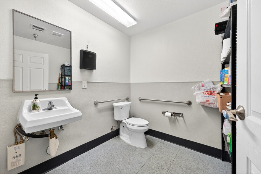 More Photos Of 14340 Elsworth St, Moreno Valley Warehouse For Sale