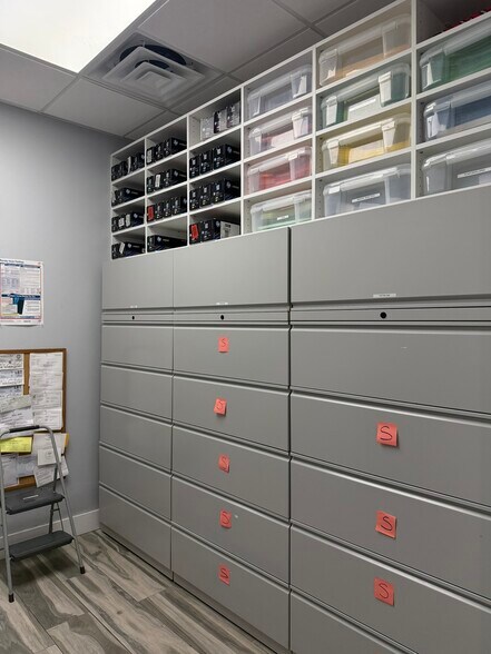 More Photos Of 1391 Sawgrass Corporate Pky, Sunrise Office For Sale