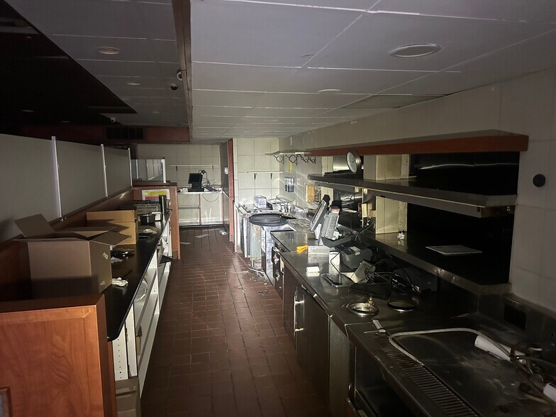 More Photos Of 1050 Mount Vernon Ave, Marion Restaurant For Sale