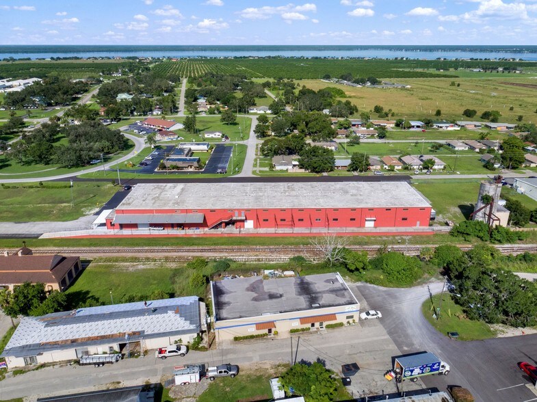 More Photos Of 110-112 W Interlake Blvd, Lake Placid Warehouse For Sale