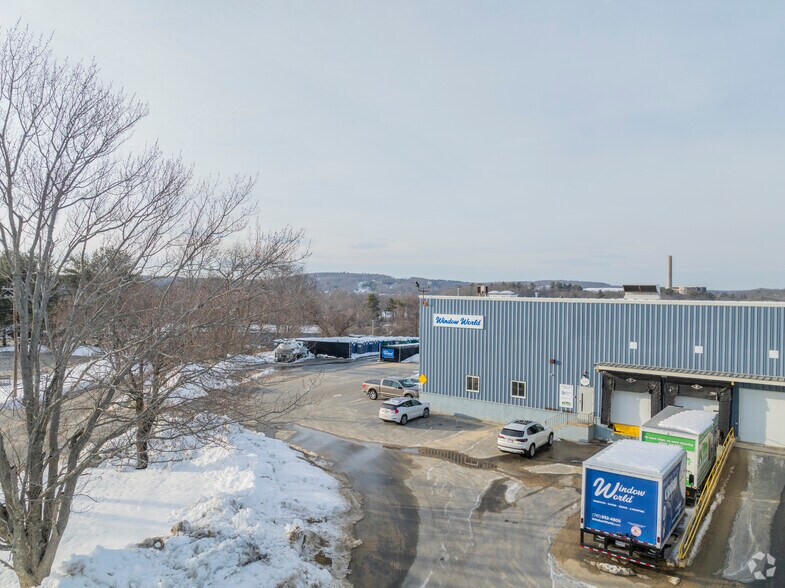 More Photos Of 231 Neck Rd, Haverhill Warehouse For Lease