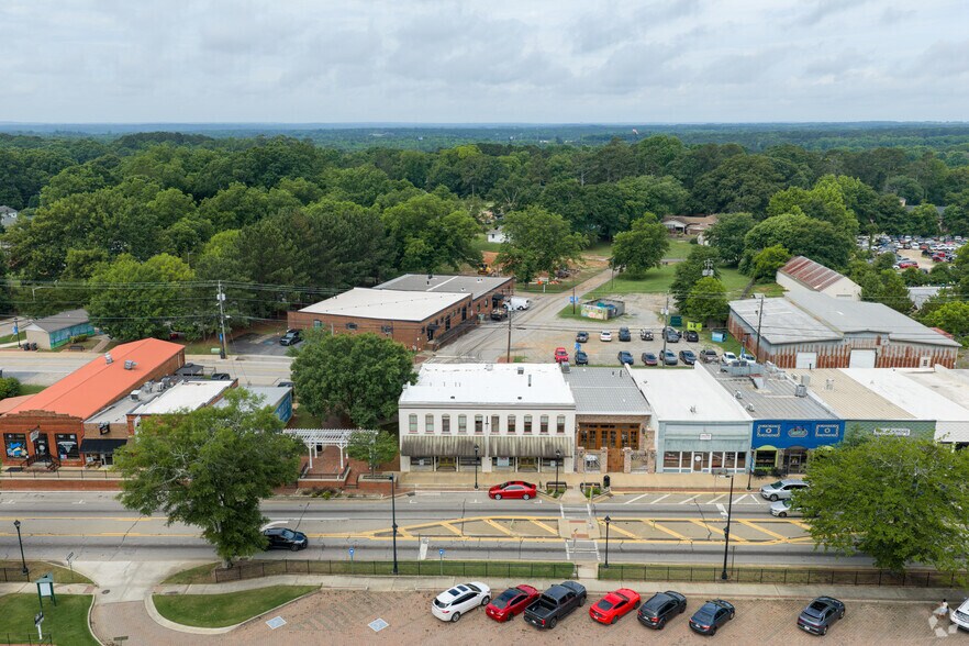 More Photos Of 3840 Highway 42, Locust Grove Restaurant For Sale