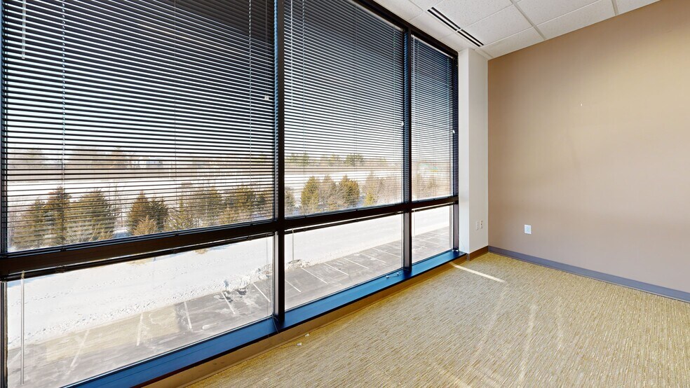 More Photos Of 12980 Foster St, Overland Park Office For Sale