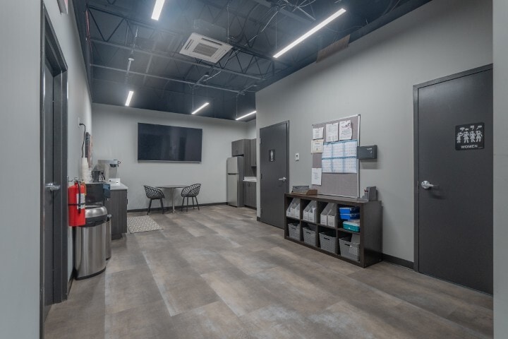 More Photos Of 51 Austin Ave NE, Marietta Light Distribution For Sale