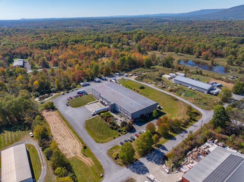 More Photos Of 47 Steves Ln, Gardiner Refrigeration Cold Storage For Sale