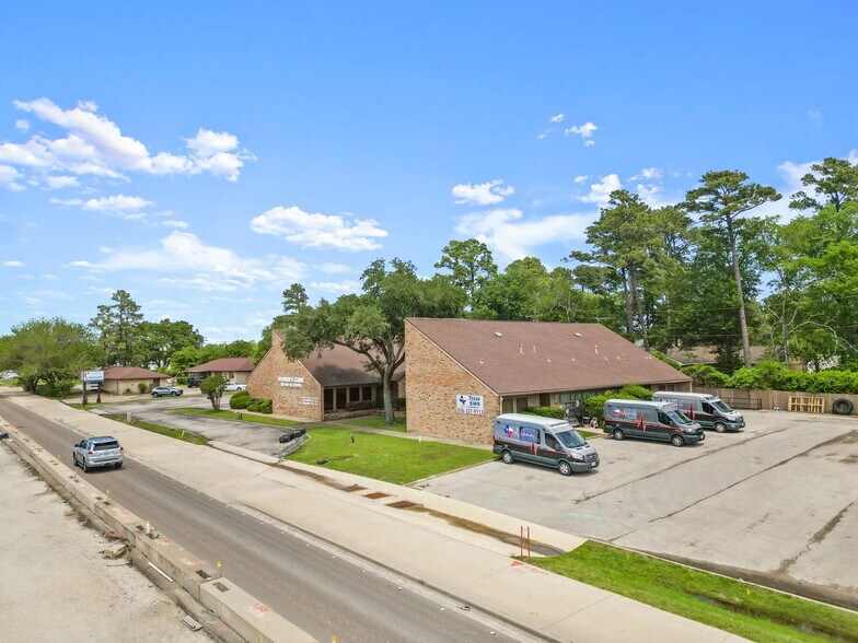 Primary Photo Of 260 Interstate 45 S, Huntsville Office For Lease