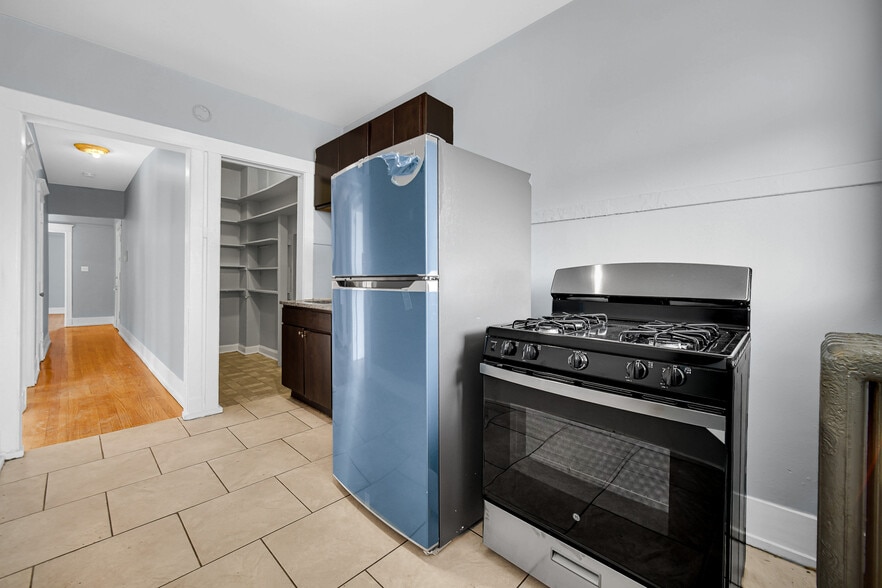 More Photos Of 4533-4547 S Calumet Ave, Chicago Apartments For Sale