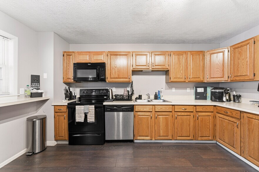 More Photos Of 526 W 1st Ave, Columbus Multifamily For Sale