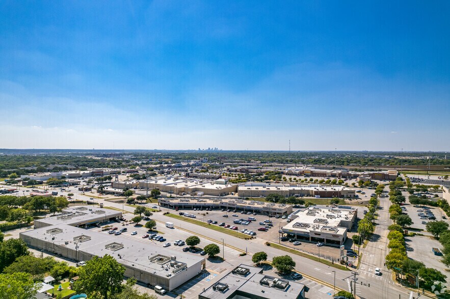 More Photos Of 909-981 Melbourne Rd, Hurst Unknown For Lease