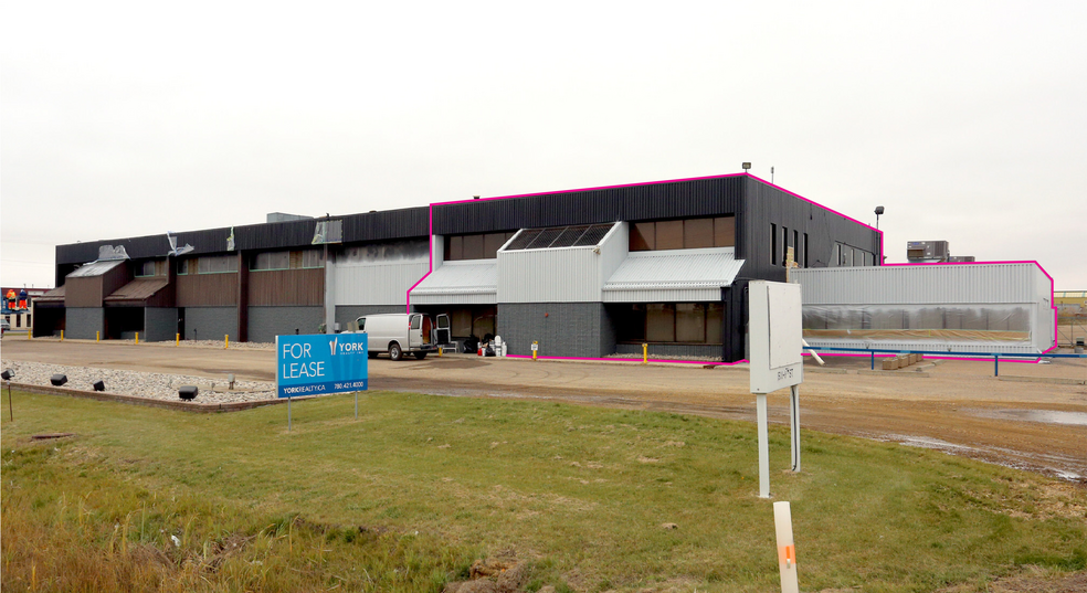 More Photos Of 1504 8th St, Leduc County Light Manufacturing For Sale