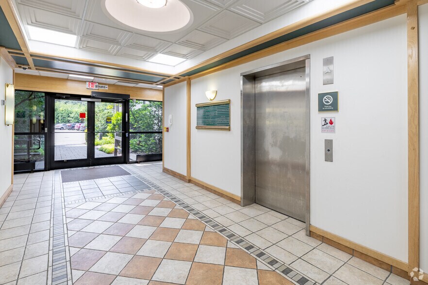 More Photos Of 1600 Saint Georges Ave, Rahway Office For Lease