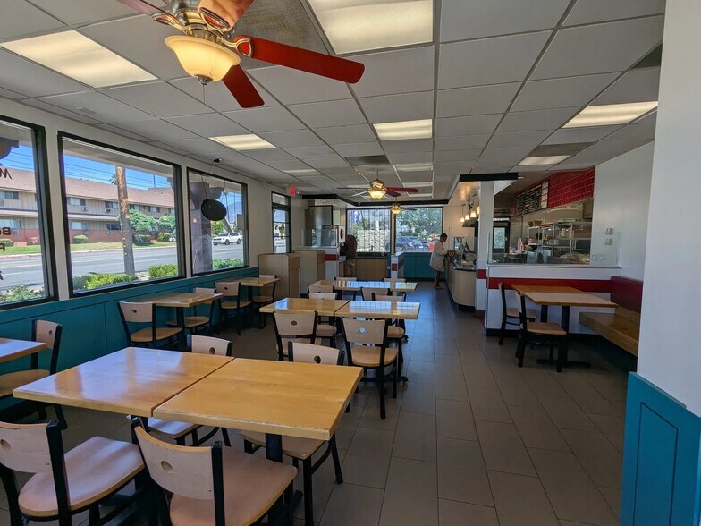 More Photos Of 2535 Del Rosa Ave, San Bernardino Fast Food For Sale