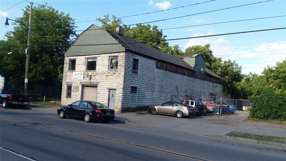 More Photos Of 658 Joseph Ave, Rochester Auto Repair For Sale