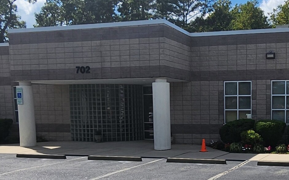 Primary Photo Of 702 Henson St, Albemarle Office For Lease