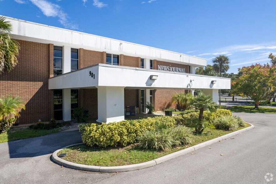 More Photos Of 901 6th St, Daytona Beach Industrial For Sale