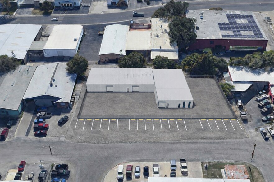 More Photos Of 118-122 W Turbo Dr, San Antonio Warehouse For Lease