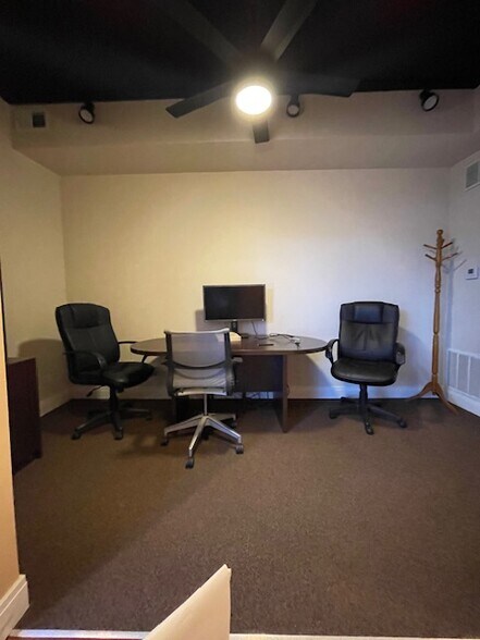 More Photos Of 3407-3423 Church St, Evanston Freestanding For Lease