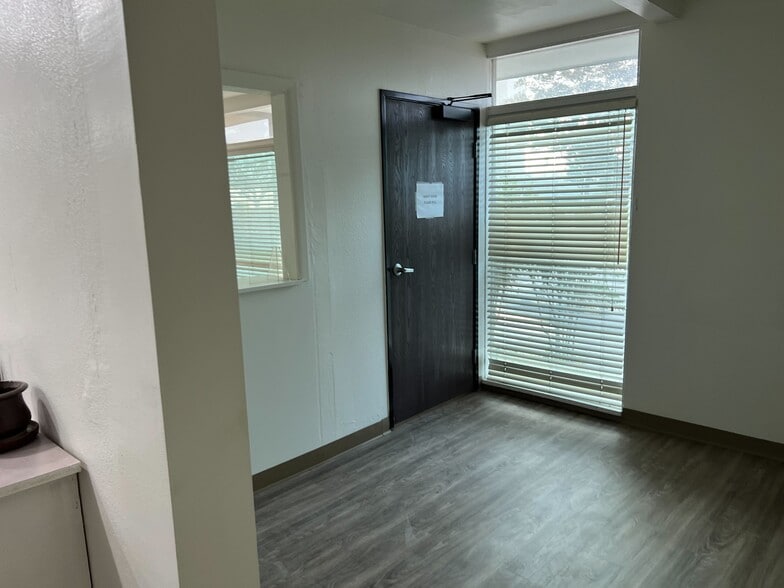 More Photos Of 1761 W Romneya Dr, Anaheim Medical For Lease