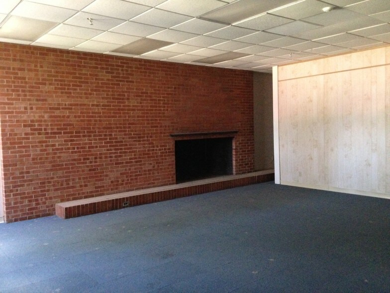 More Photos Of 9709 7th Dr, Lubbock Loft Creative Space For Lease