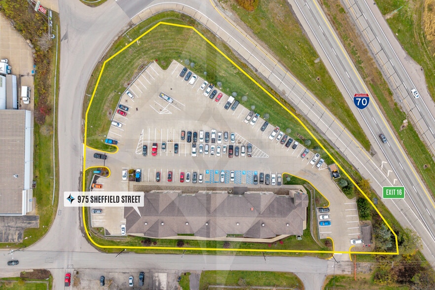 More Photos Of 975 Sheffield St, Washington Hotel For Sale