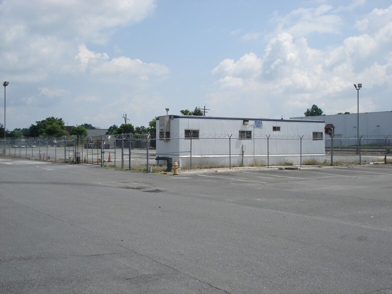 More Photos Of 801 N Salisbury Blvd, Salisbury Unknown For Lease