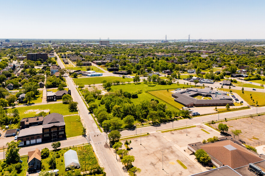 Primary Photo Of 4438 Grand River ave, Detroit Land For Sale