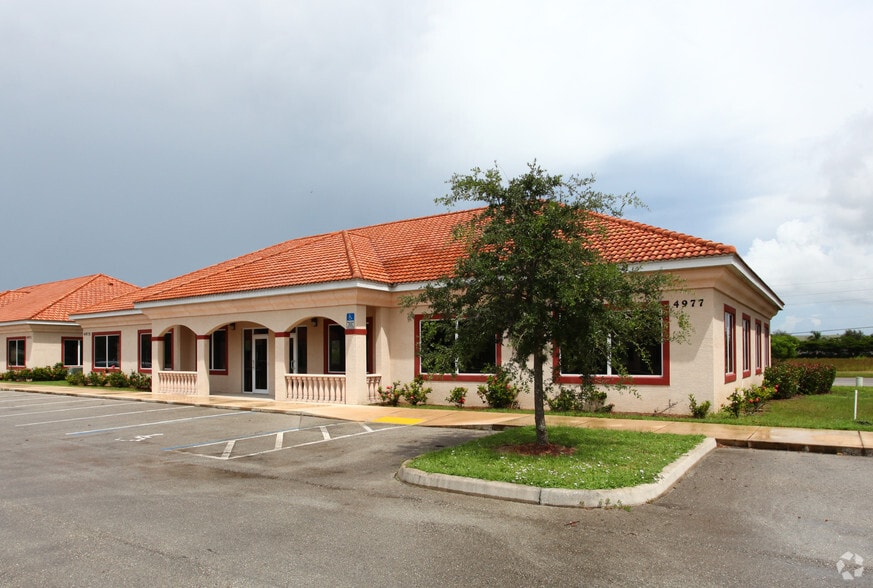 Primary Photo Of 4975-4977 Royal Gulf Cir, Fort Myers Medical For Lease