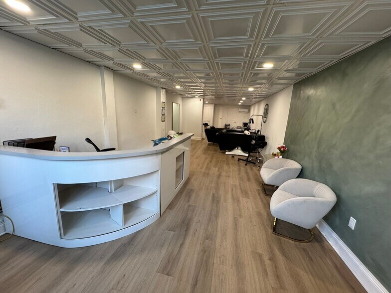 More Photos Of 2526 S Broad St, Philadelphia General Retail For Lease