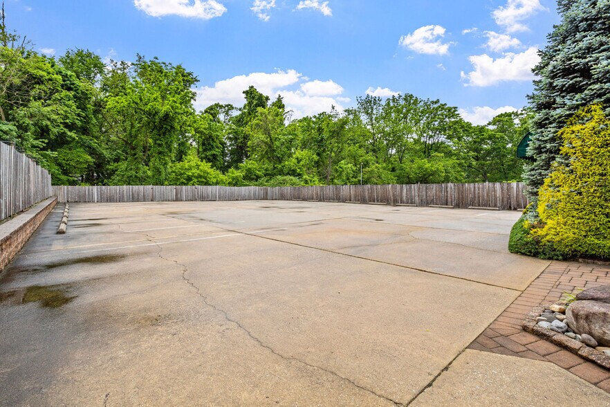 More Photos Of 1852 Chews Landing Rd, Blackwood Freestanding For Sale