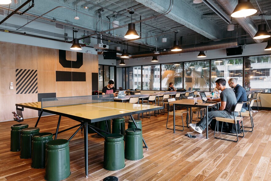 More Photos Of 600 B St, San Diego Coworking Space