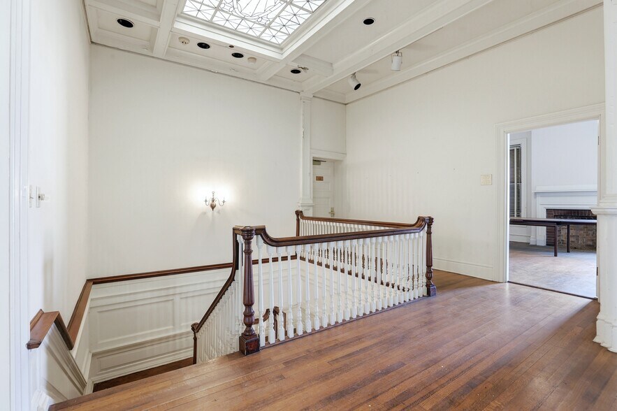 More Photos Of 411 E 7th St, Little Rock Specialty For Sale
