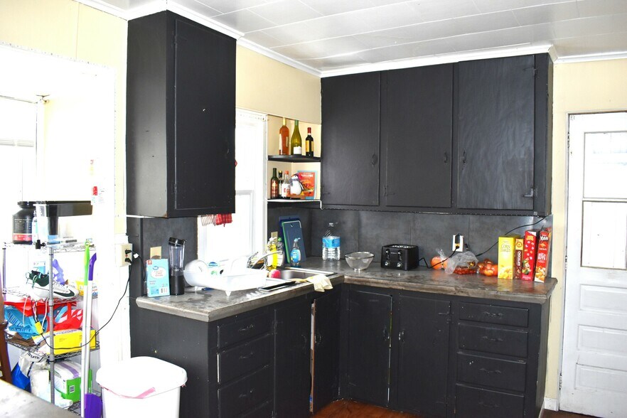More Photos Of 51 Seminary Ave, Binghamton Apartments For Sale