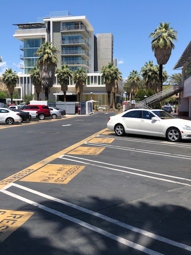 More Photos Of 121 S Palm Canyon Dr, Palm Springs Storefront Retail Office For Lease